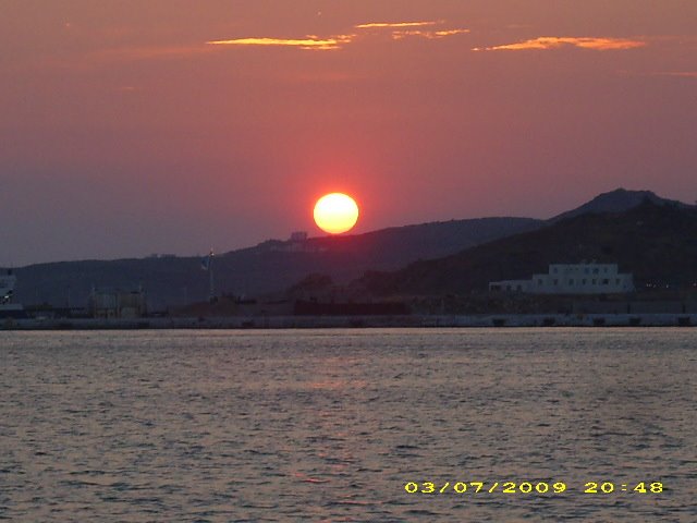 Sunset from tinos. by ODETTH-FREE