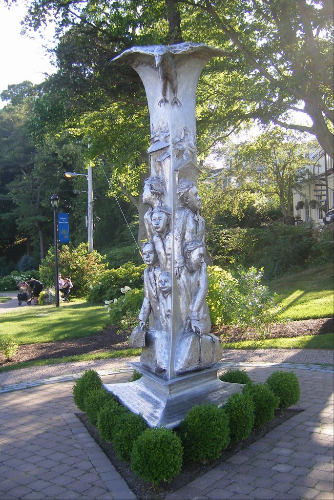 Statue by Brian Sullivan