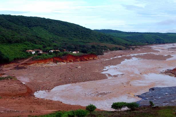 Barragem algodões by gean kind