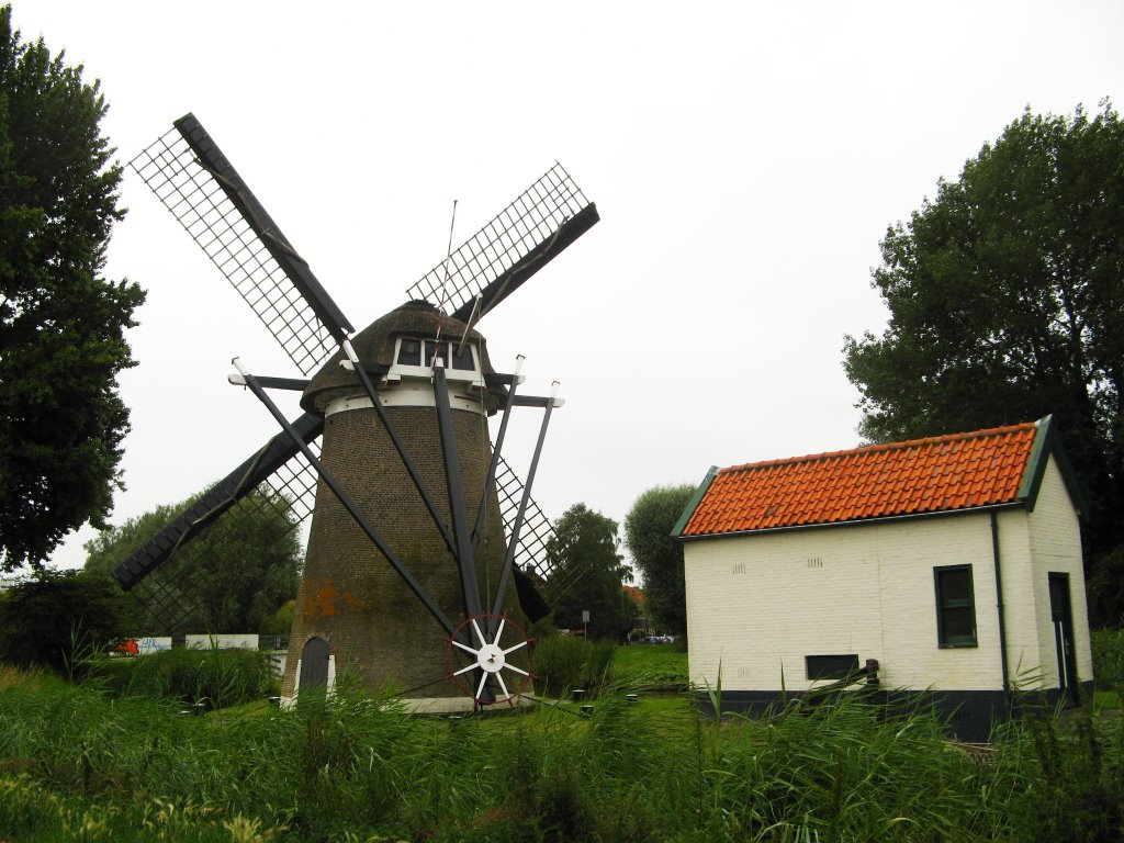 Molen De Eendracht Alkmaar, provincie Noord Holland by Tik van de Molen