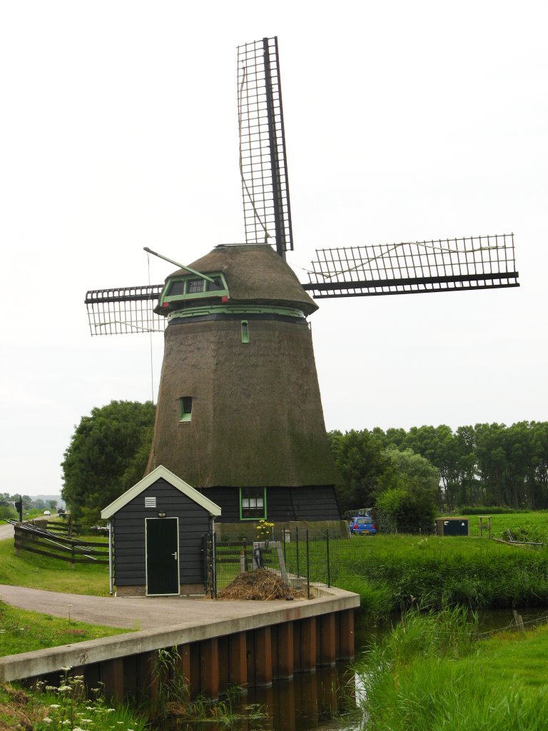 Molen Zuider G Burgerbrug, provincie Noord Holland by Tik van de Molen