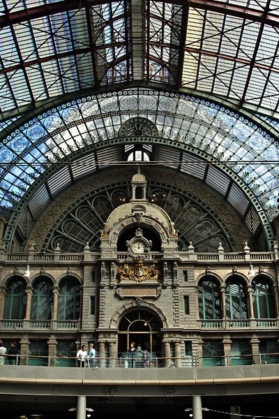 Central Station Interior by Ariil Davidoff