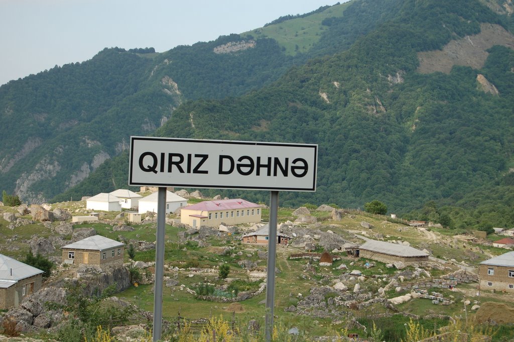 Qiriz dehne yolu by Nasimi Gara