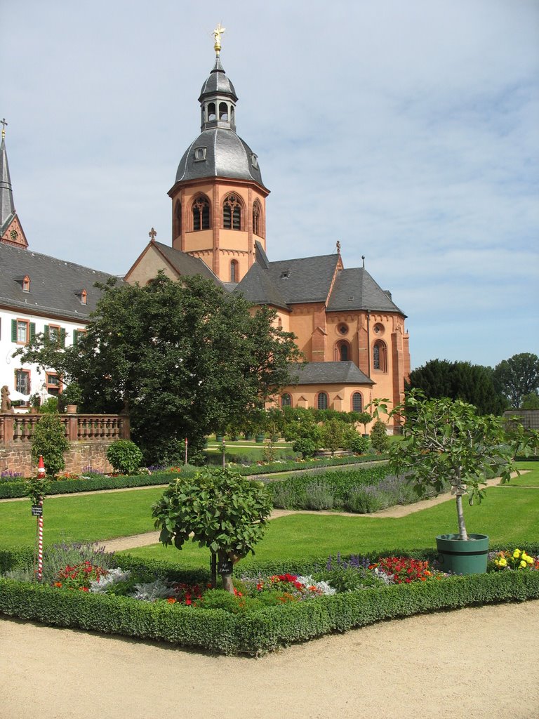 Basilika und Klostergarten by dieter45