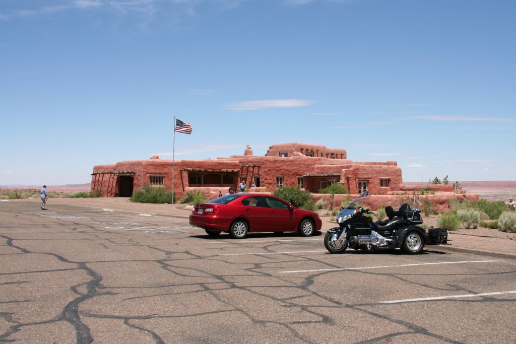 Rest Area - Petrified Forest Highway - Painted Desert - Arizona by Paolo Vittorini