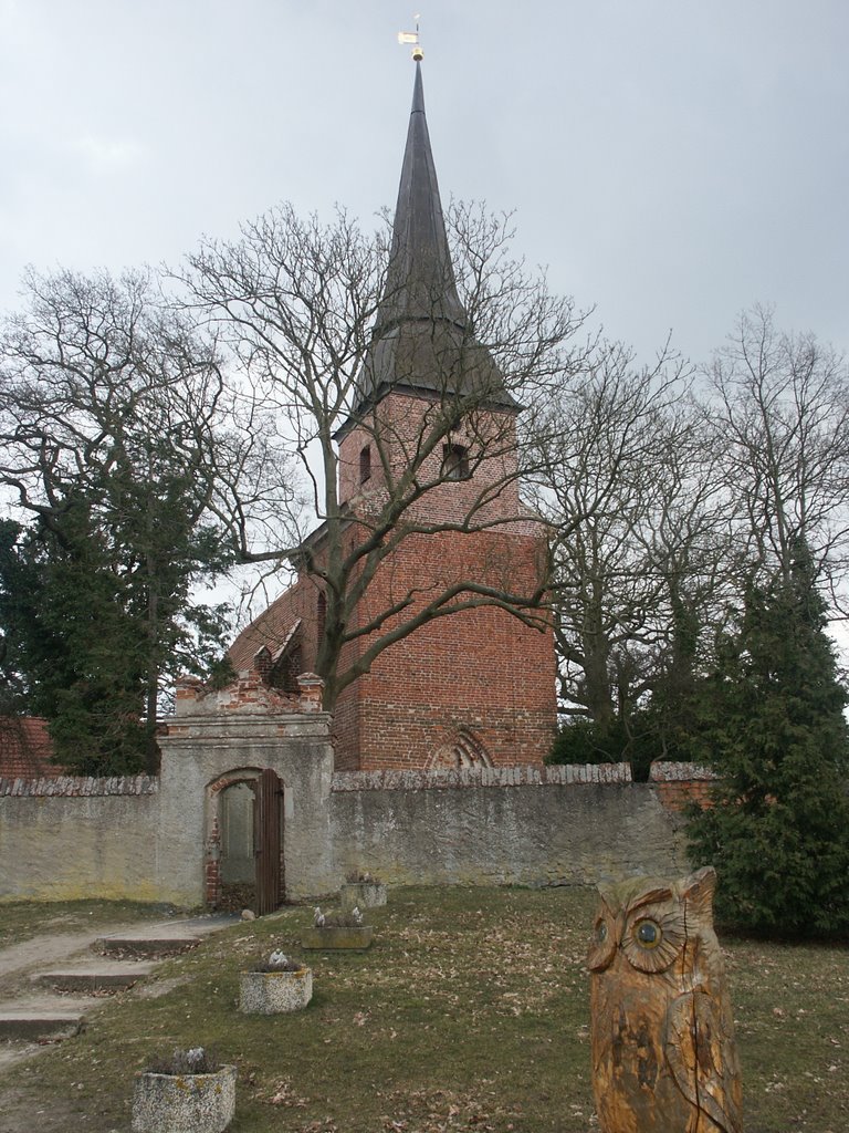 Kirche Mellenthin by Martin Schönbeck