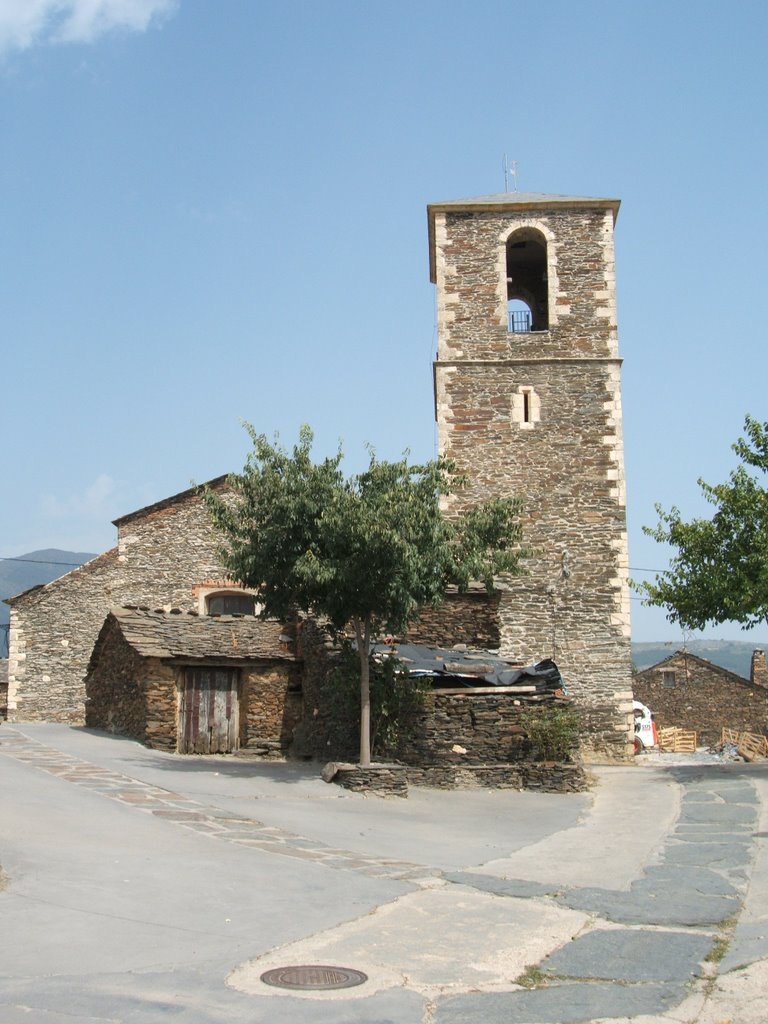 Iglesia de Campillo de Ranas by jucastor