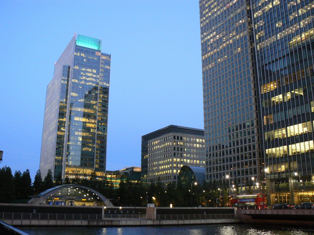 Facing Southeast Canary Warf at down. by Brendan Riordan