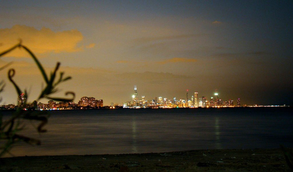 DSC04471 Chicago from Rainbow Beach Park at night by Volkan YUKSEL