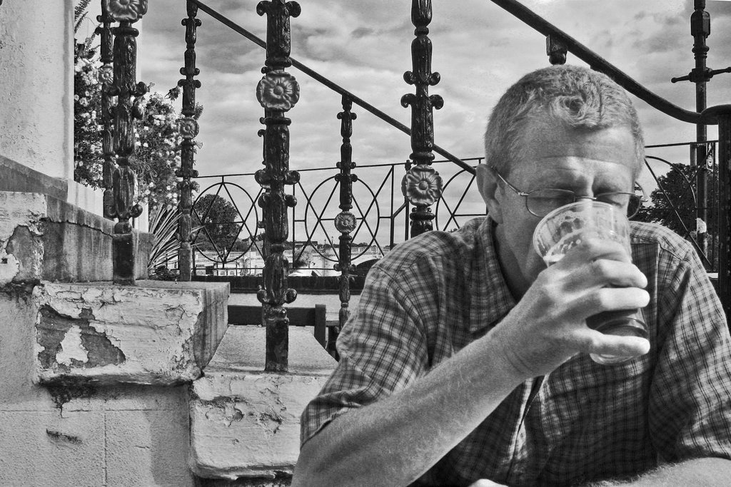 Mr. L sinks one at the White Cross pub, Richmond, Surrey by David Wilson