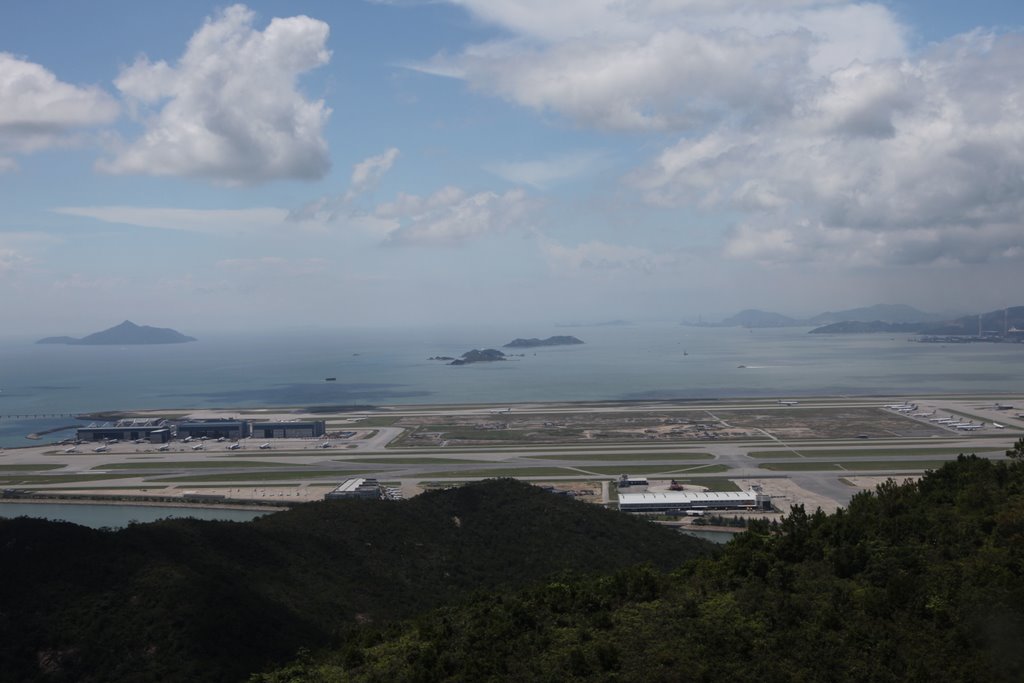 Chep Lak Kok Airport from NP360 by HShing