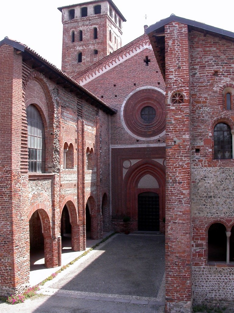 San Nazzaro Sesia - Abbazia dei Santi Nazzaro e Celso by Paolo Vailati