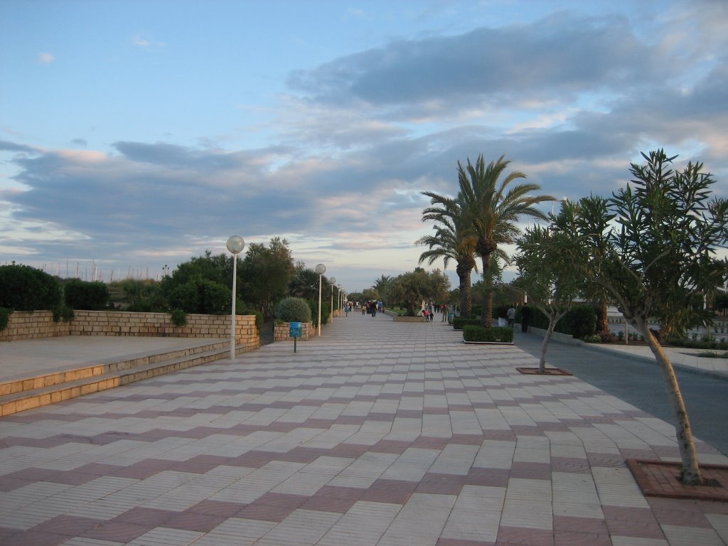 Paseo Canet 2 by jditoo