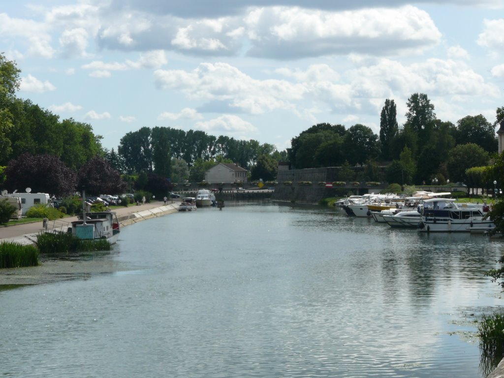 Le port de plaisance de Dole 25/07/2009 by Momox de Morteau