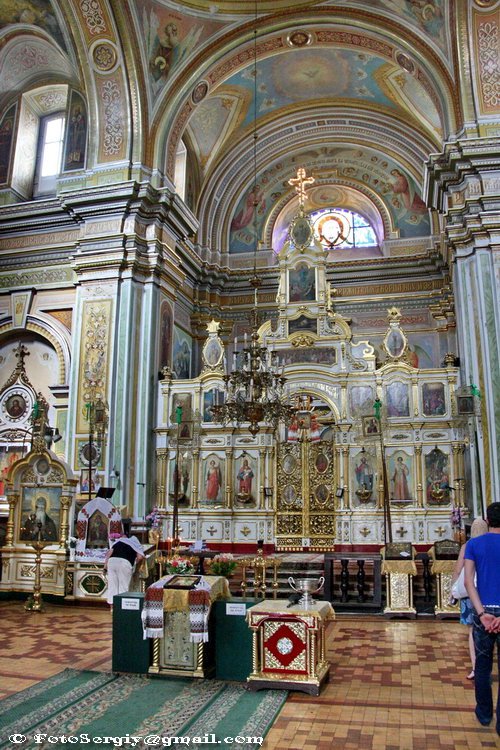 Троицкий собор - The Trinity Cathedral (1752-1755) by FotoSergiy