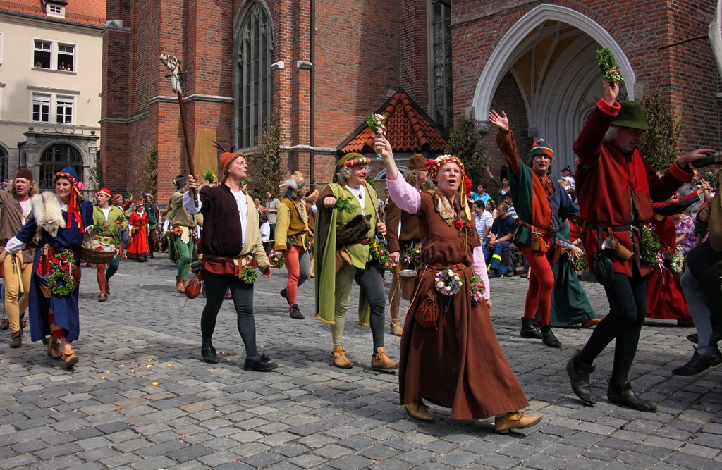 Komödianten, Landshut by Landshuter Hochzeit