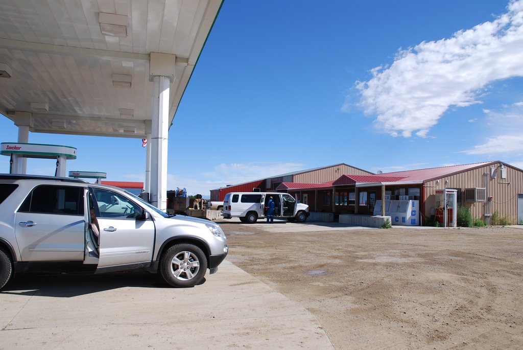 Fueling in Farson to Oregon Buttes by musselshell