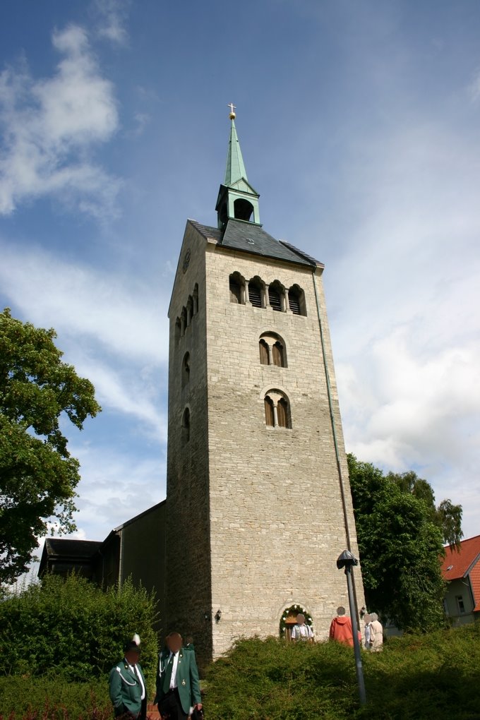 Kirchturm Süpplingen I by Gifhörnchen