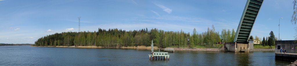 Panorama of Strömma canal by Petteri Kantokari