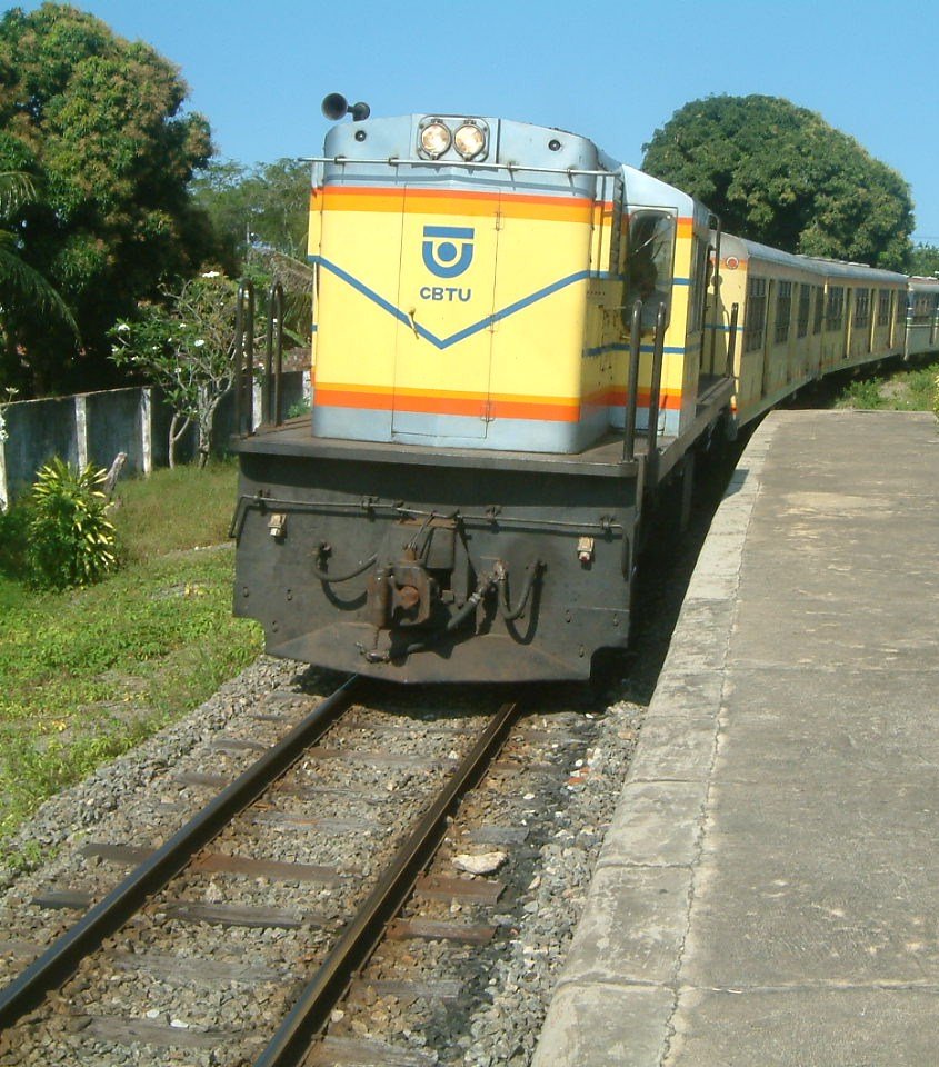 Estação de trem - Bairro Potengi by Rodrigo de Natal