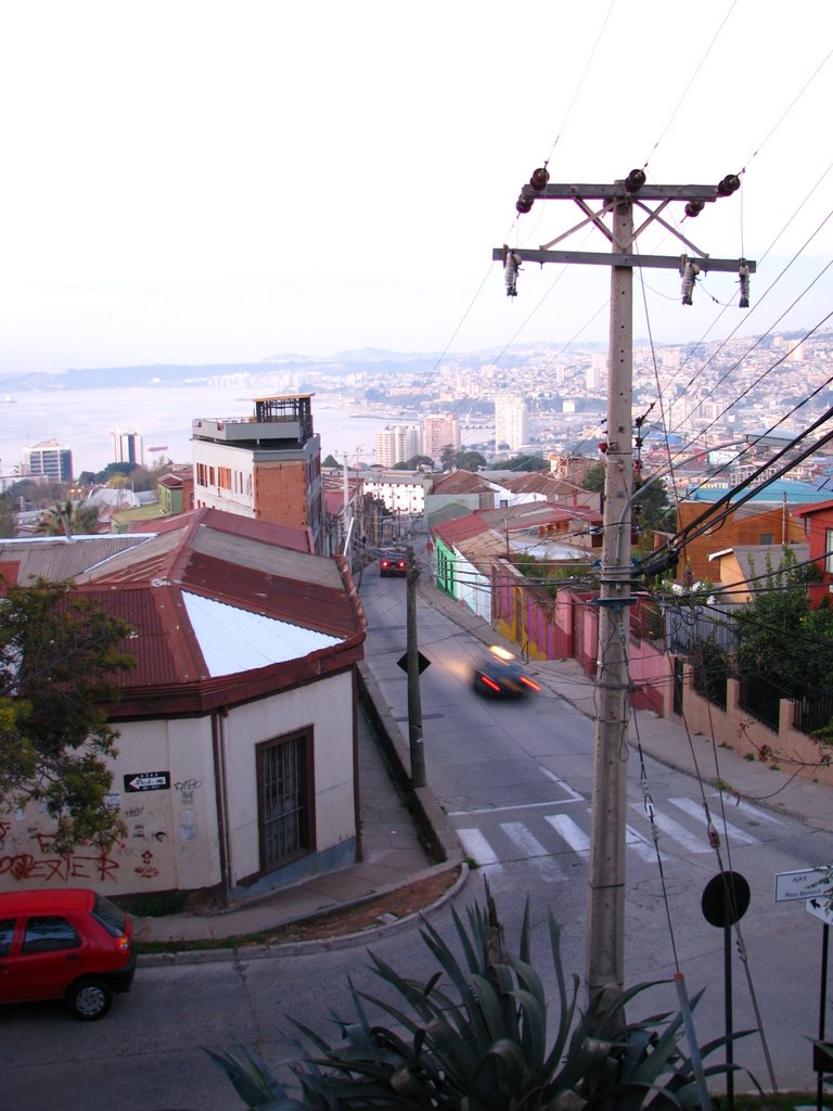 Vista de Cummings y Ajax hacia la bahía (25/Jul/2009, 18:14) by Ivan Perez