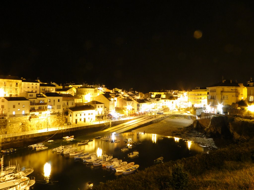 Tapia de Casariego - Muelle by NibasH