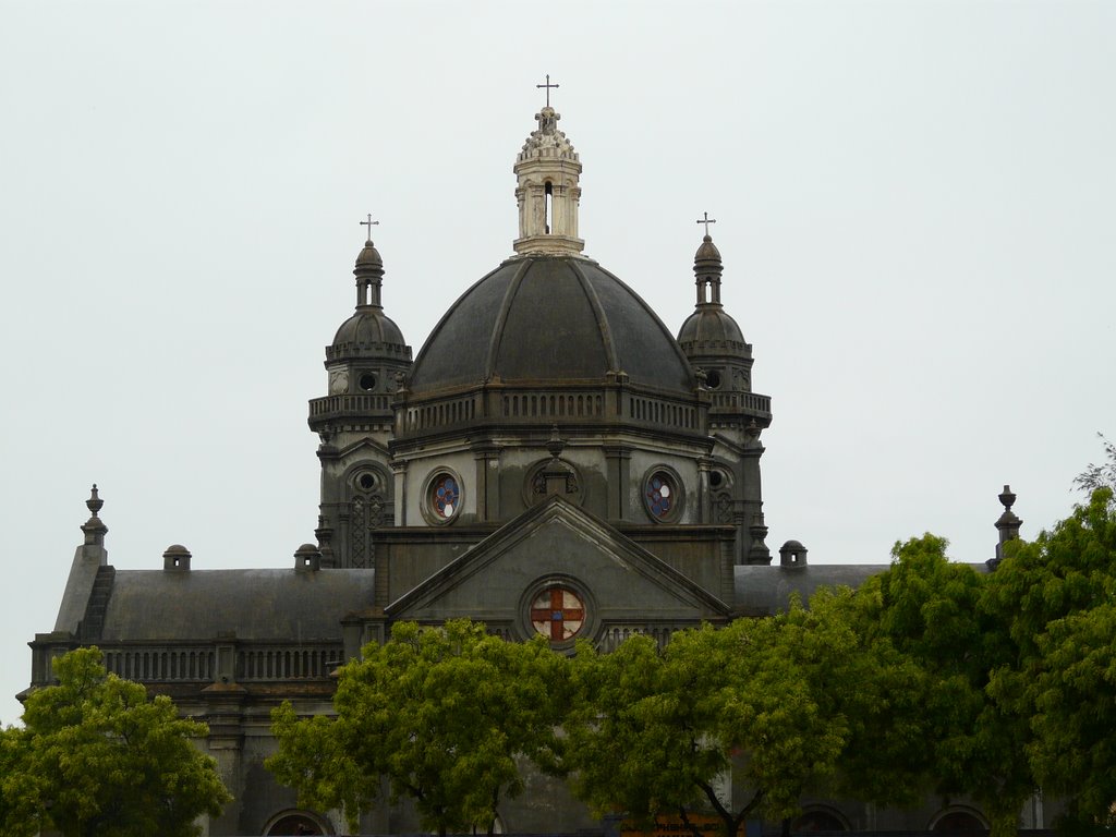 The Giant Dome -St James Church by Leo Fernando