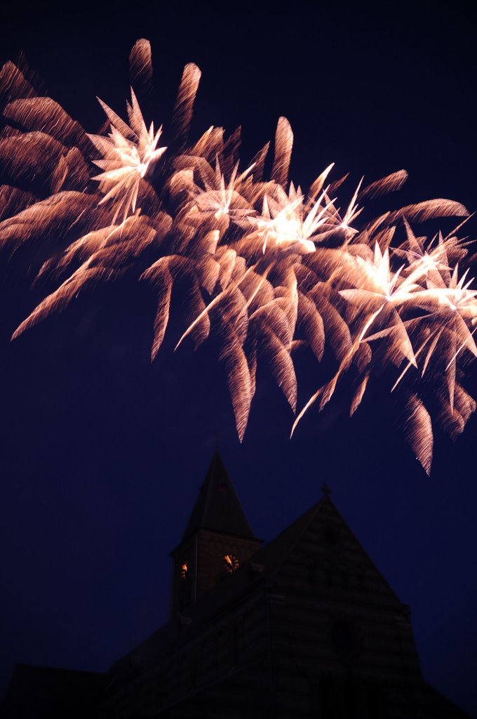 Spectacular Firework over Passchendale by Stevethefusilier