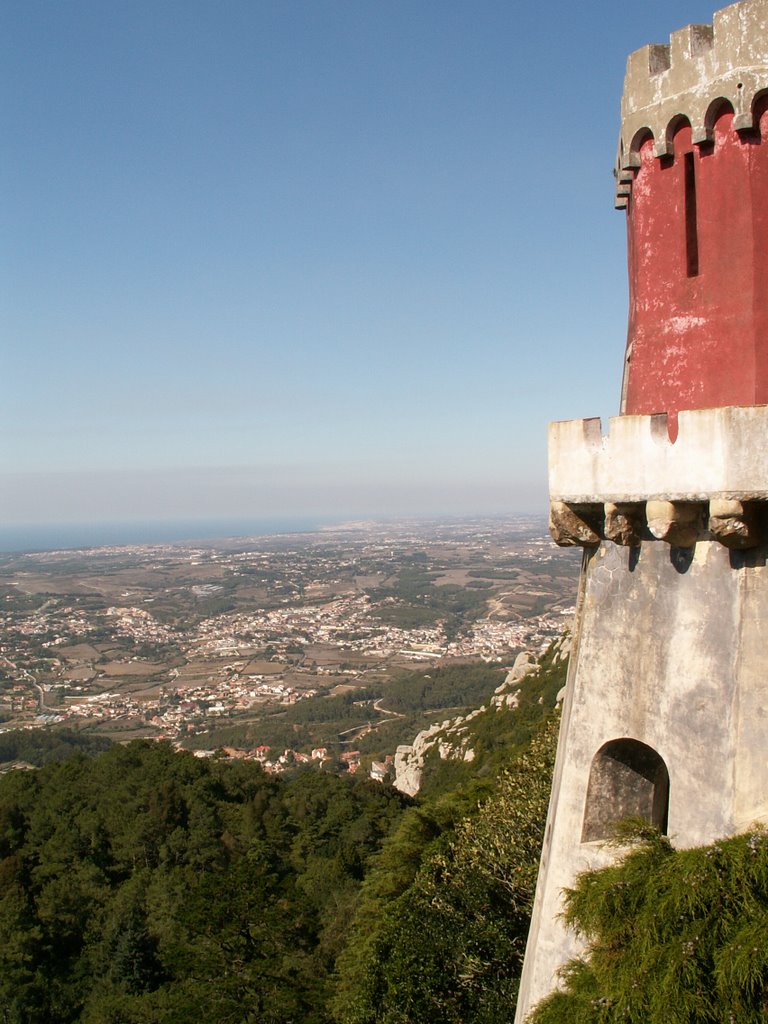 Palácio da Pena - view North by Mark Wijnen