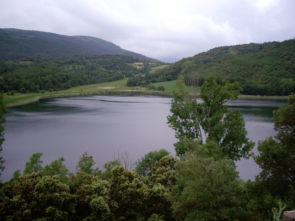 Estany de Moncortès by David Coca Mases