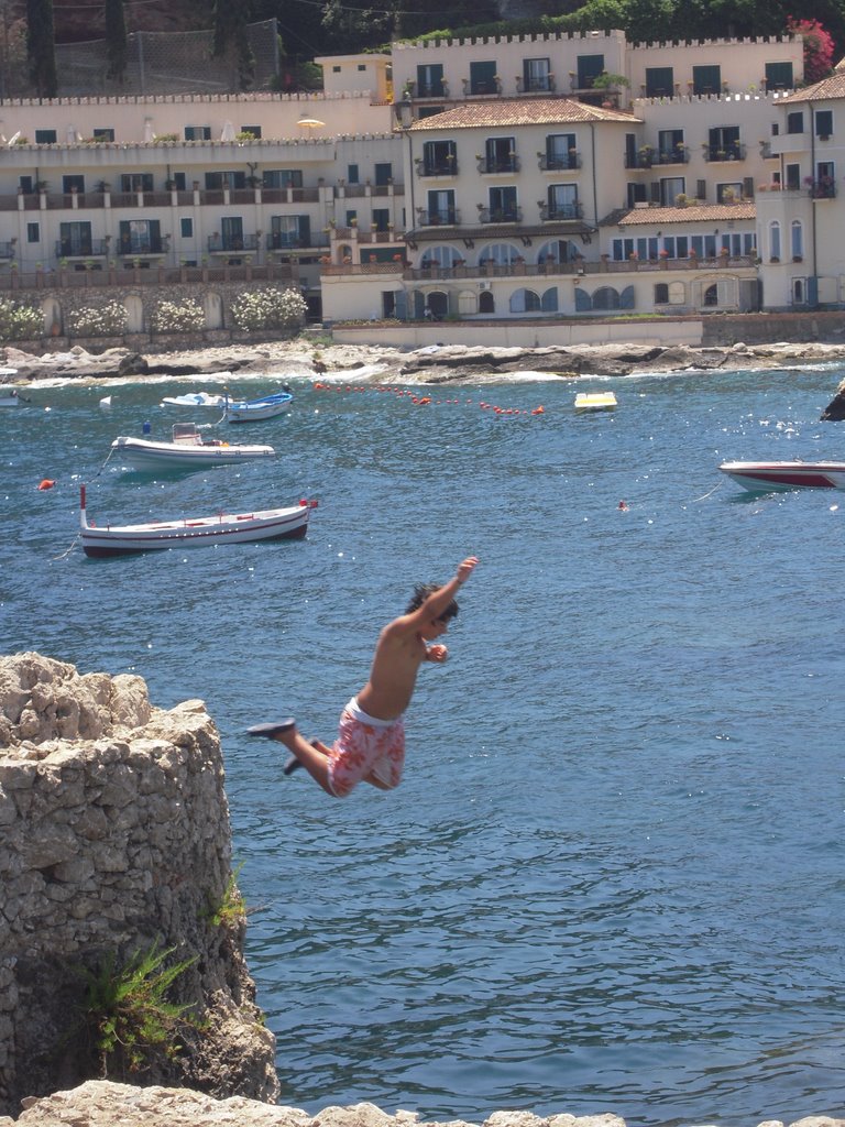 Mazzarò ( Sicily ) by londoner5