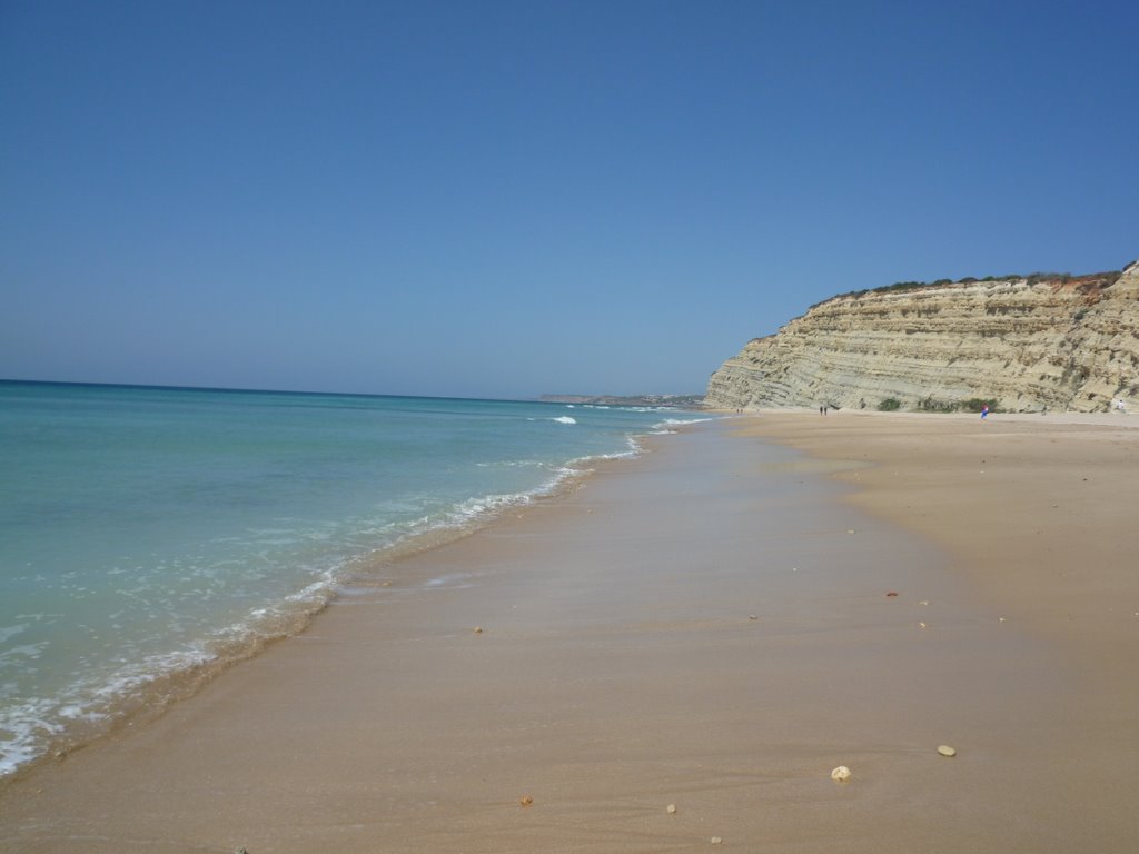 Praia do Porto de Mos - Lagos by Franco Pizzinini