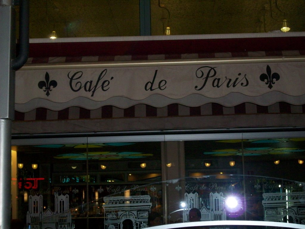 Café de Paris Benidorm by Jeanette @