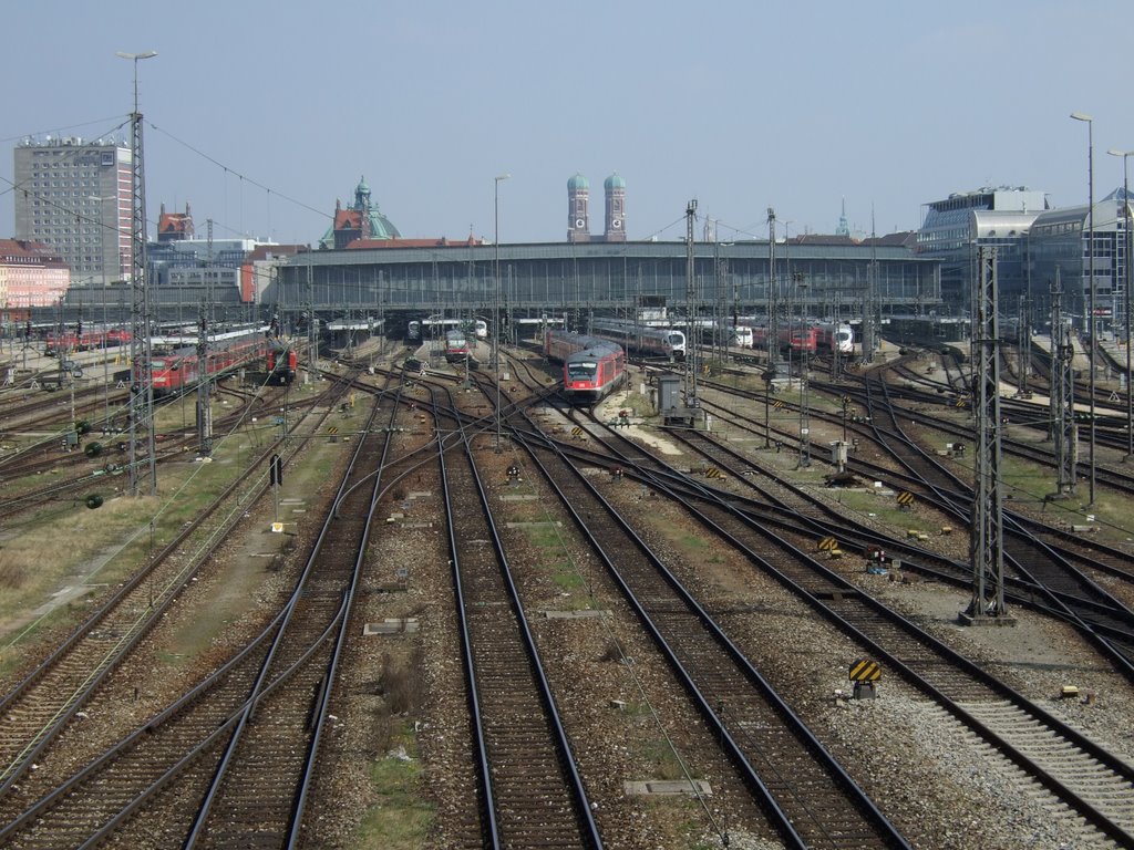 München Hauptbahnhof by paarnoutse