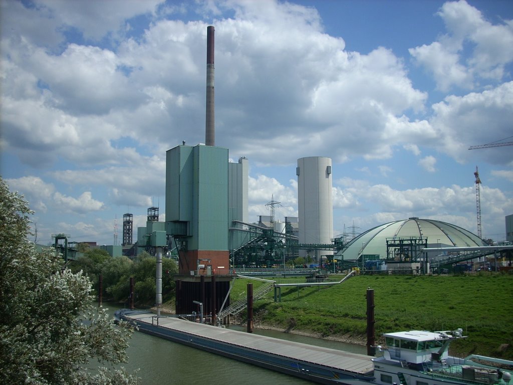 Duisburg-Walsum (Nordhafen Walsum/ ehem.Bergwerk Walsum 1/2 ,Kraftwerk Walsum) Juli 2009 by DortmundWestfalica