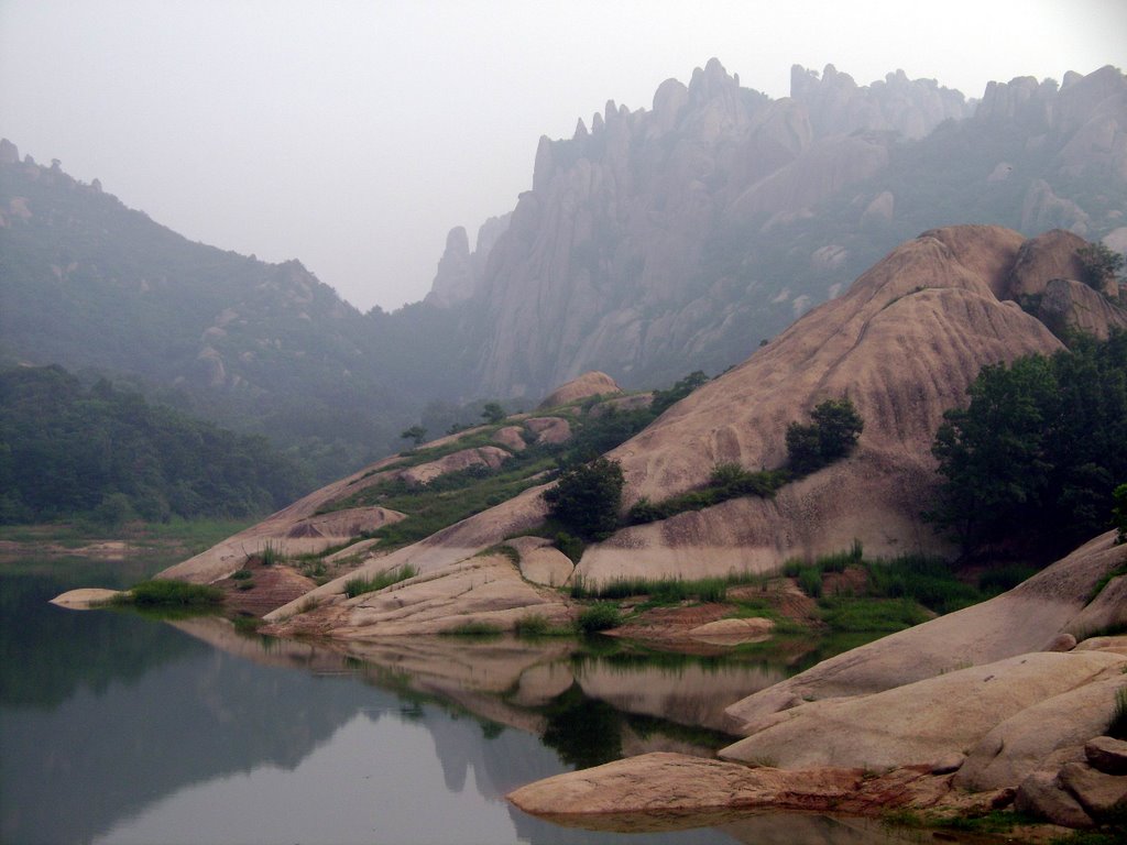 Lute lake OR Pipa lake琵琶湖 by elroy2t5b