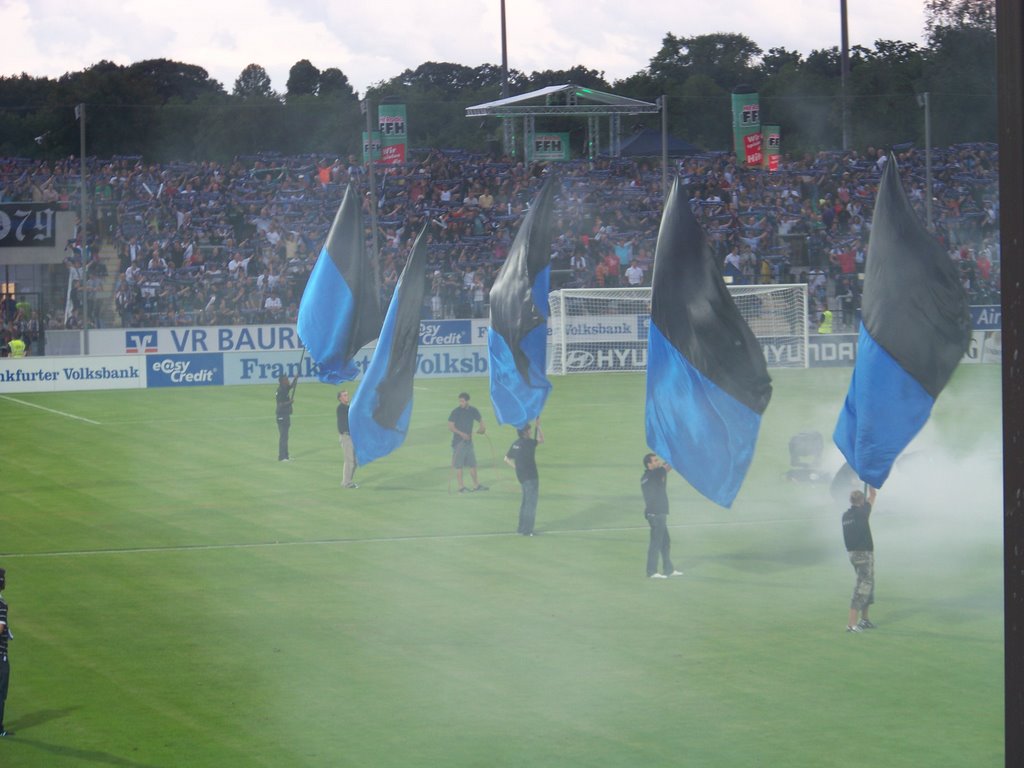 Südtribüne Frankfurter Volksbank Stadion by Helmut Miethner