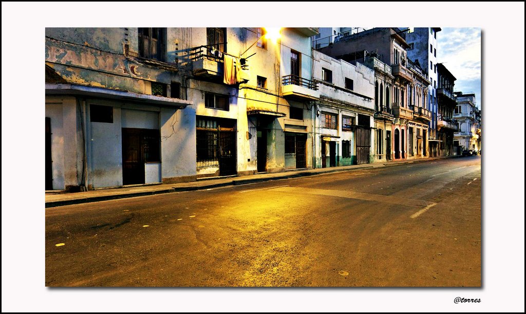 La Habana, vieja. by A.T.S.