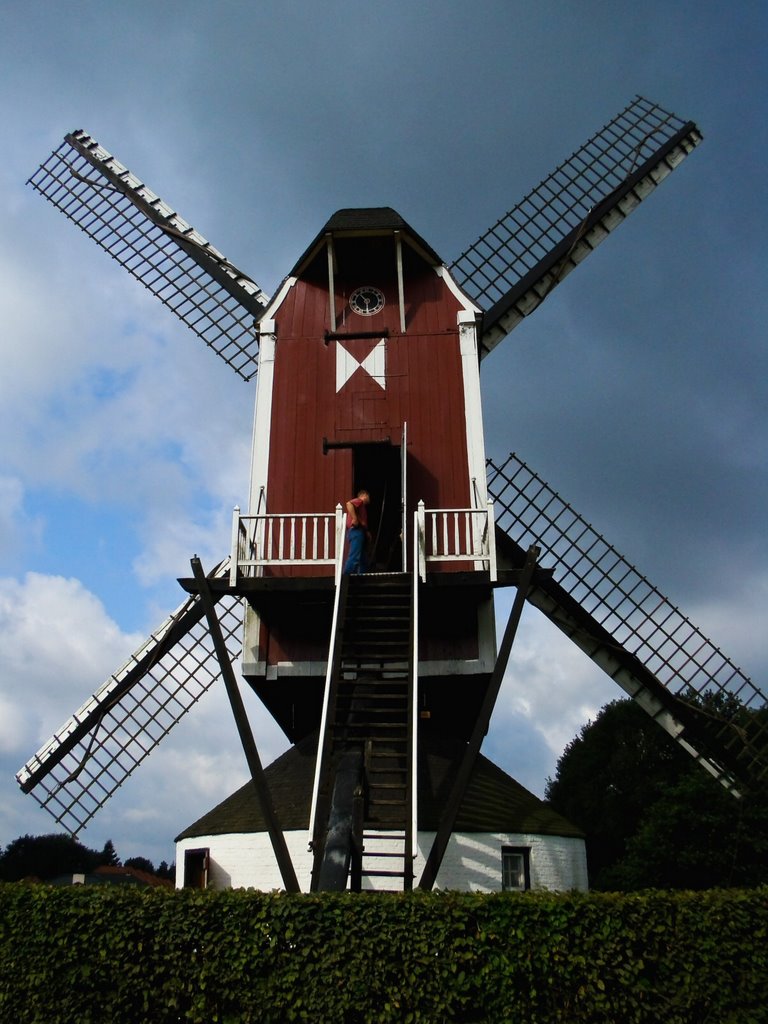 Korenmolen Sint Willibrordus (1586 / 1893), Bakel by mzw a.k.a. uaf