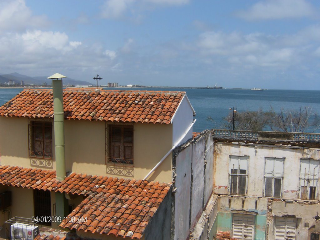 Vista hacia la Bahia en Puerto Cabello by Albdom