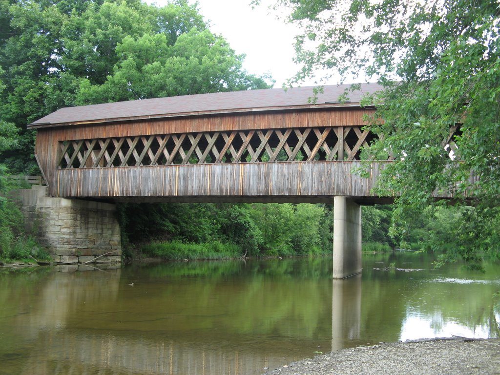 Covered bridge, State Road, Ashtabula County, Ohio by htabor