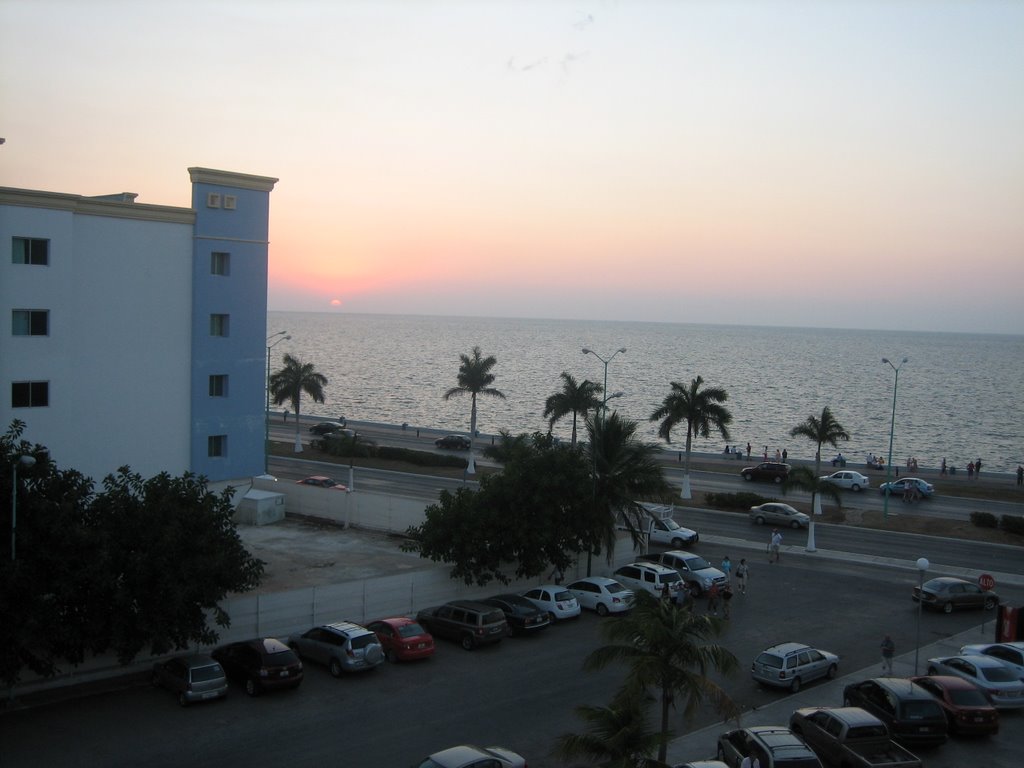 Lindo malecon campechano by cienporcientocampech…