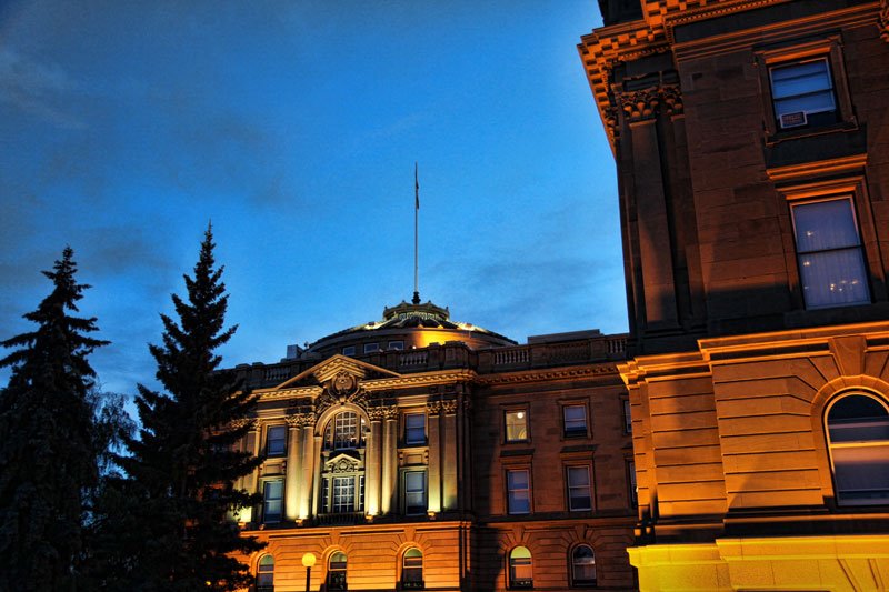 Alberta Legislature by voluum