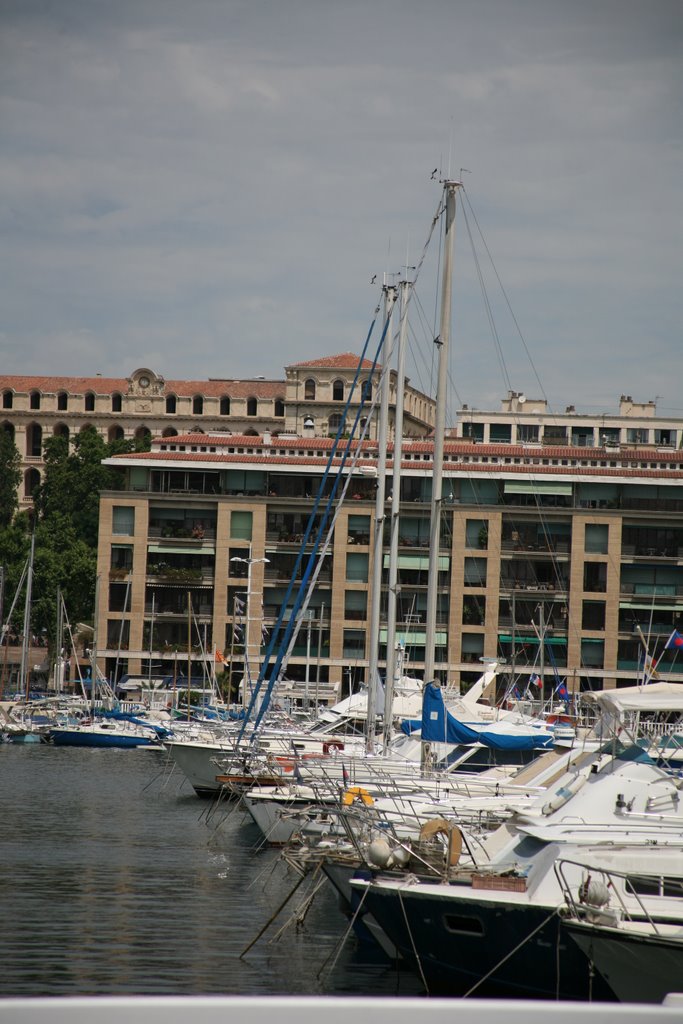 Vieux-Port, Marseille, Bouches-du-Rhône, Provence-Alpes-Côte d'Azur, France by Hans Sterkendries