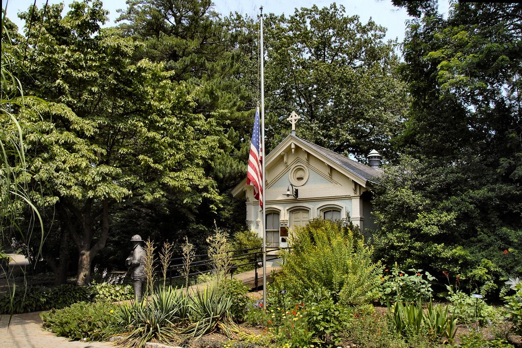 Snug Harbor Revisited: 911 Memorial Educational Tribute by Hank Waxman