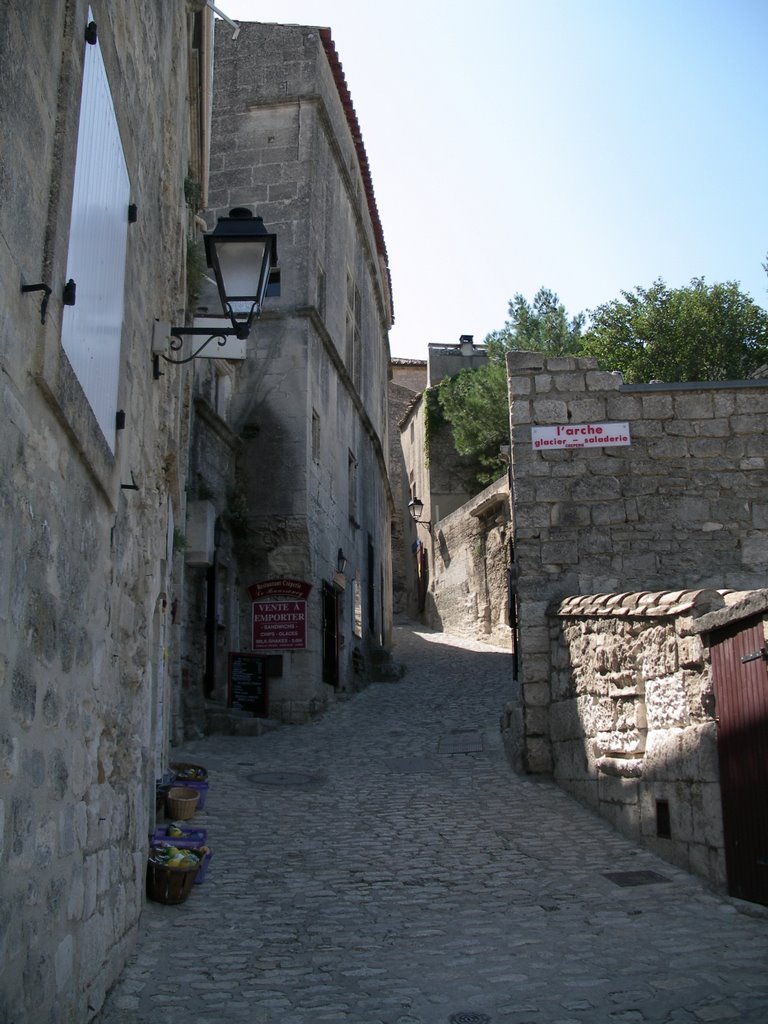 13520 Les Baux-de-Provence, France by LS913