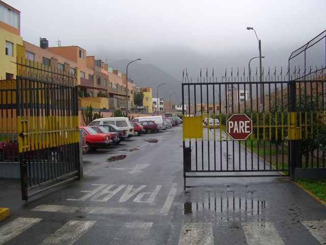 Condominio Puerta de Hierro, Reja de Entrada, Calle Puerta de Hierro by Artemio CS