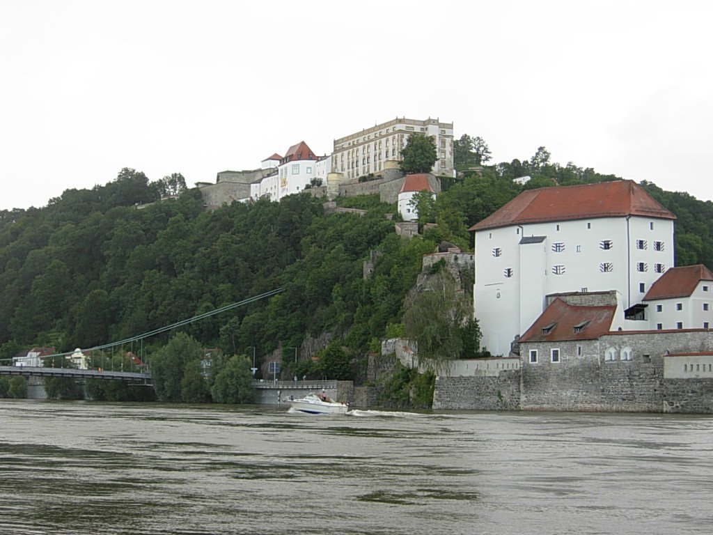 Passau, Germany by Jánosi Zoltán