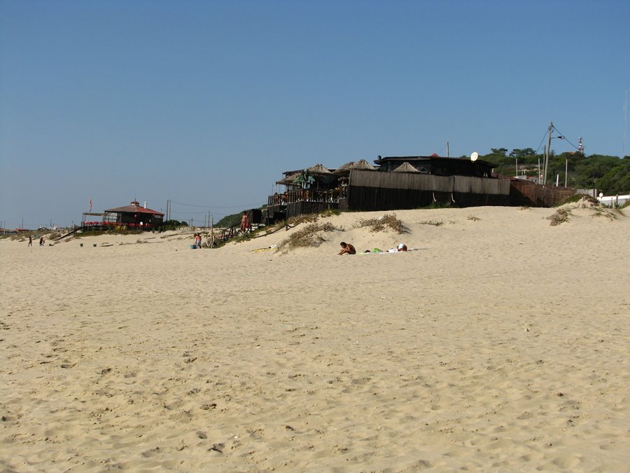 Praia da Fonte da Telha by André Barragon