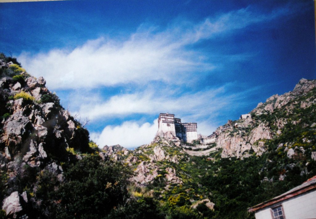 Simonopetra monastery by ΜΑΚΗΣ ΜΟΥΣΧΟΥΔΗΣ